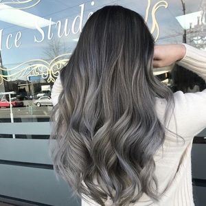 Meet your Posher, Celine